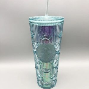 Starbucks Spring 2022 Iridescent Mermaid Scales